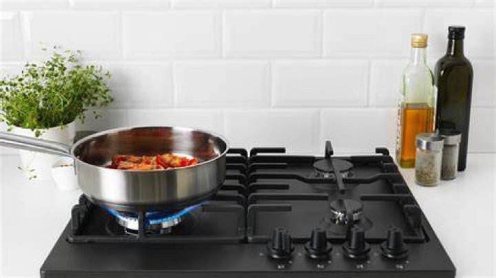 Who makes IKEA gas cooktops?