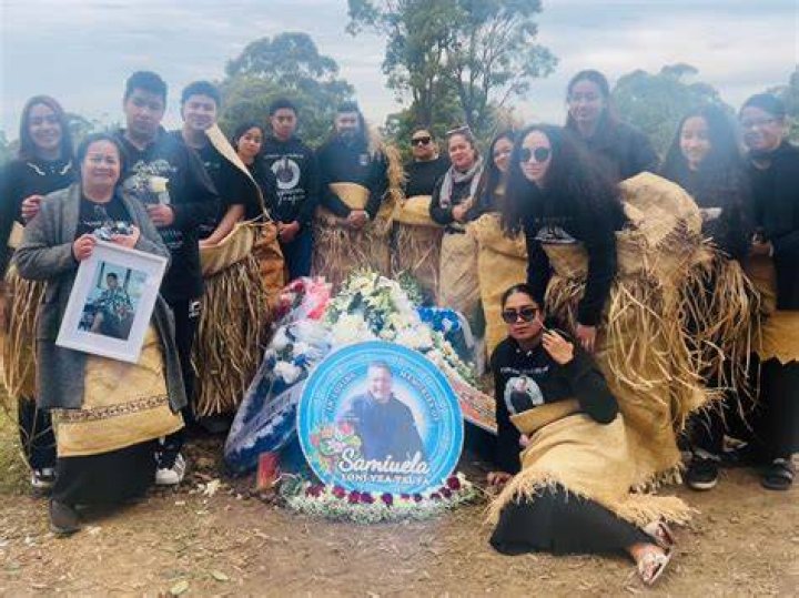 Why do people wail at a Tongan funeral?