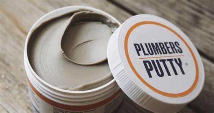 Will plumbers putty stop a small leak?